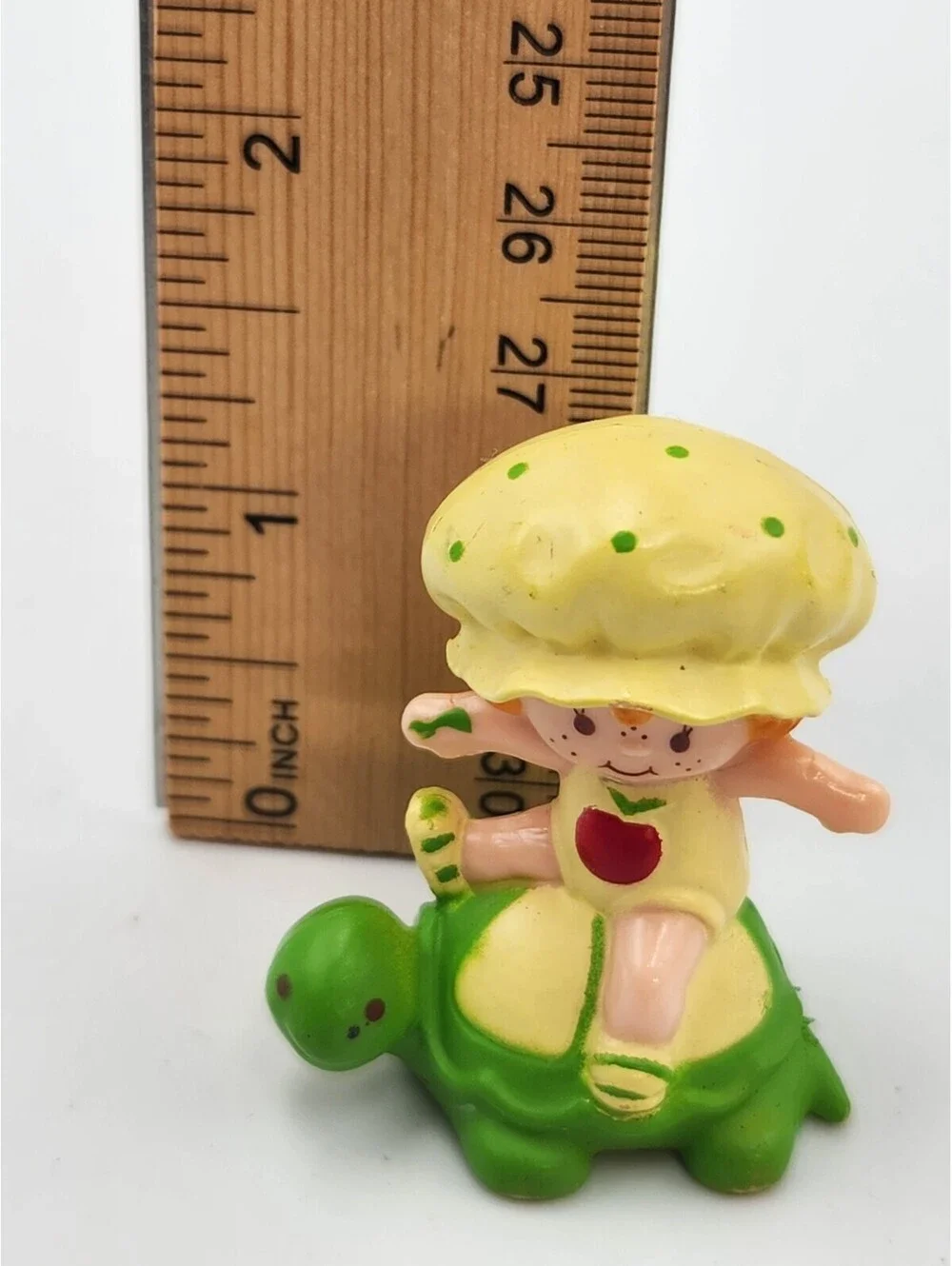 Apple Dumplin & Turtle 1980s Vintage Mini PVC Strawberry Shortcake Figure Q6